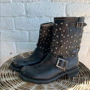 MOVING SALE FRYE Jenna studded boot
